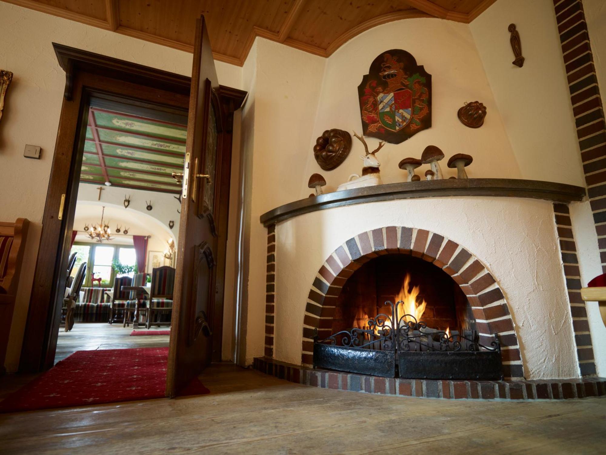Naturhotel Ruegers Forstgut Mespelbrunn Extérieur photo