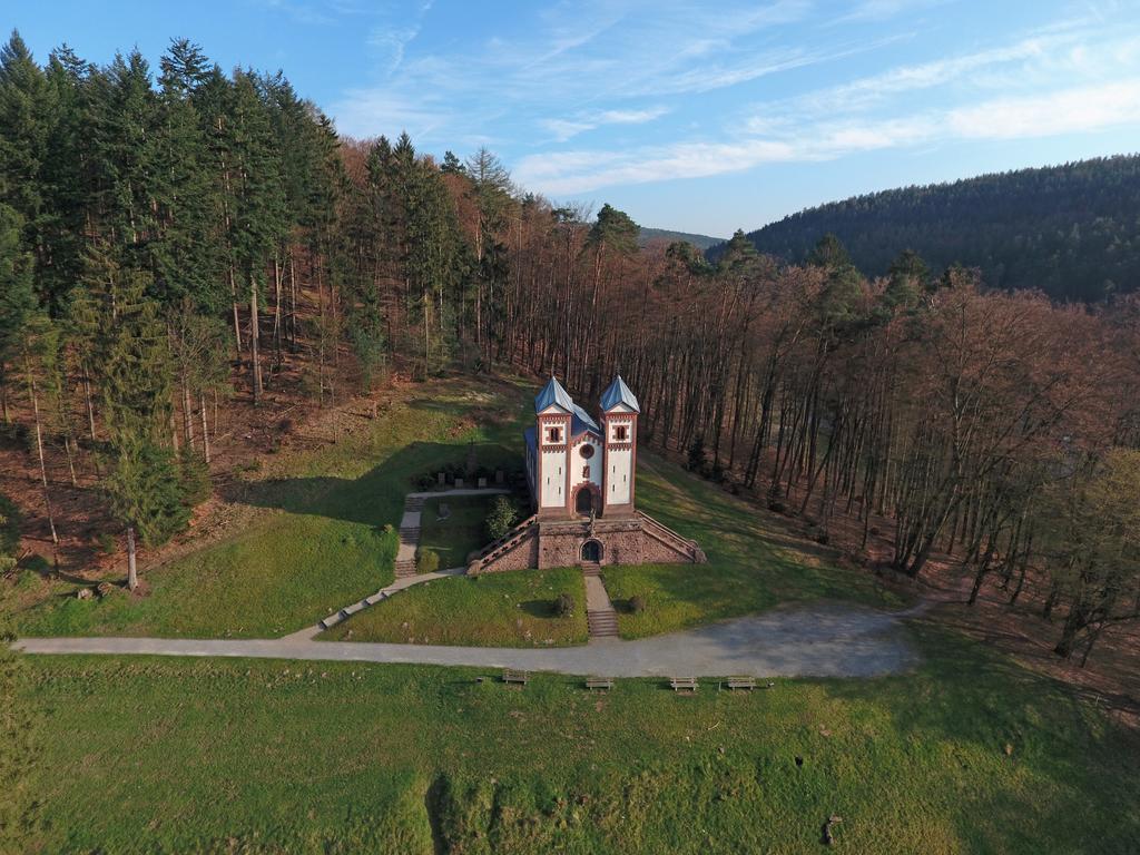 Naturhotel Ruegers Forstgut Mespelbrunn Extérieur photo