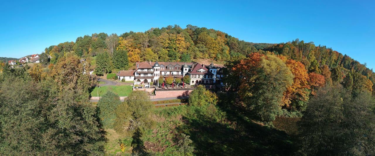 Naturhotel Ruegers Forstgut Mespelbrunn Extérieur photo