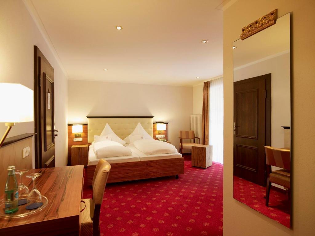 Naturhotel Ruegers Forstgut Mespelbrunn Chambre photo